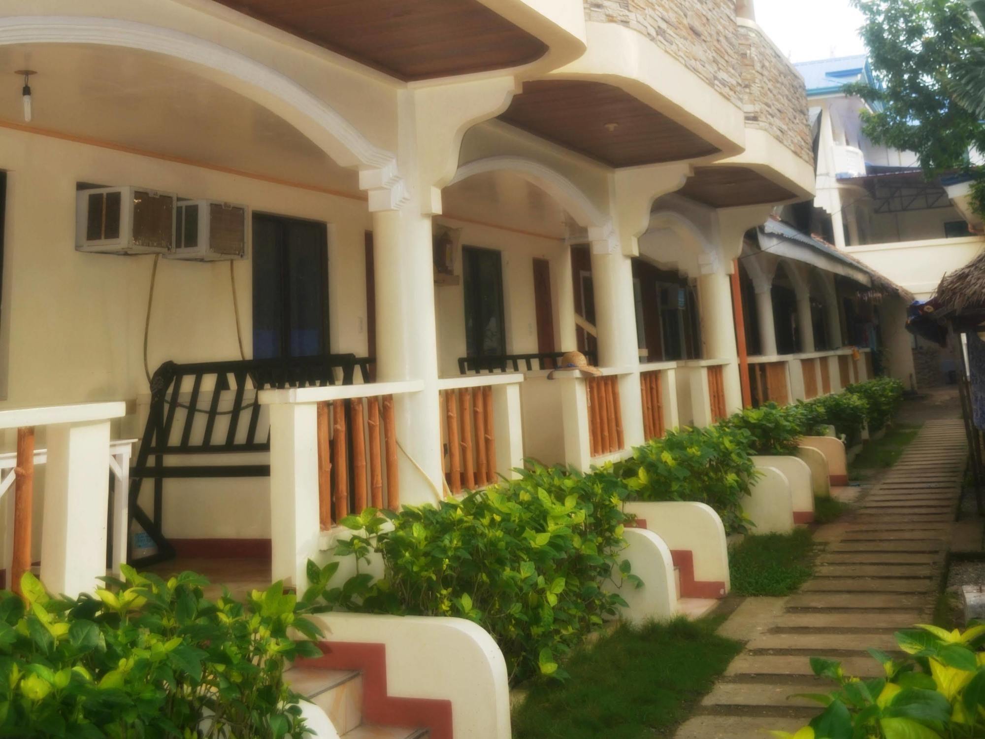 Alliyah'S Beach Resort Balabag  Kültér fotó